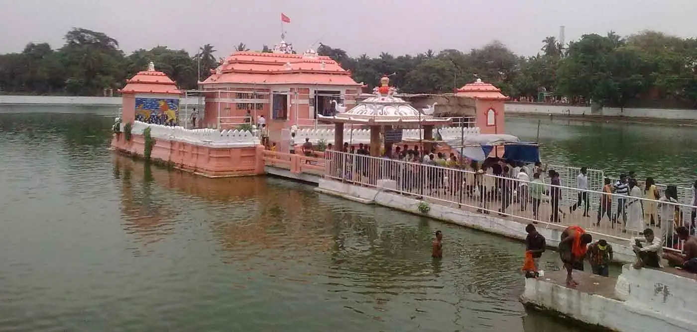 Dip Ghats in Puri